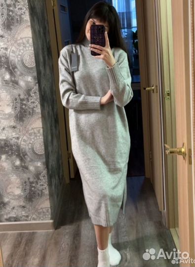 Платье теплое новое