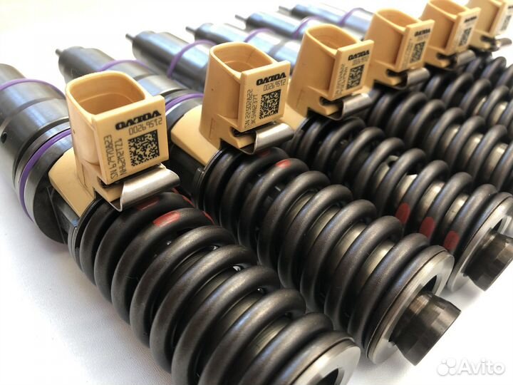 Насос форсунки Volvo FH13