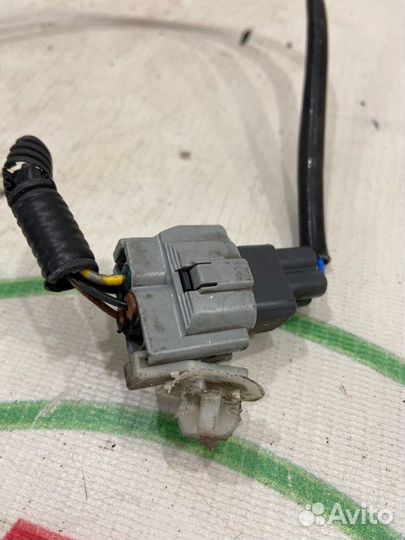 Кислородный датчик Toyota Avensis T25 1zzfe 2008