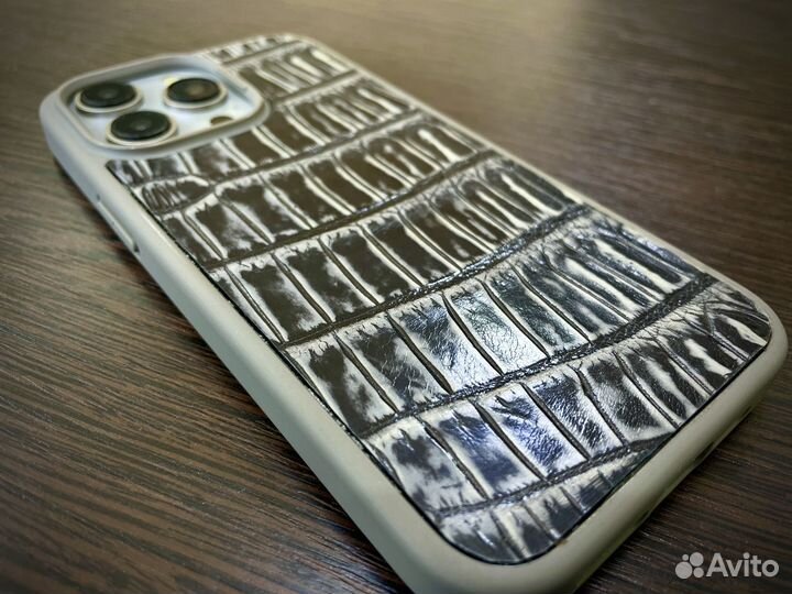 Чехол на iPhone 15 pro max кожаный