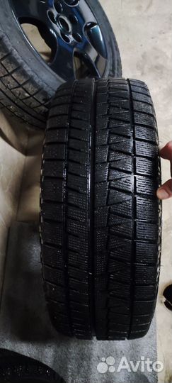 Bridgestone Blizzak Revo GZ 215/55 R16