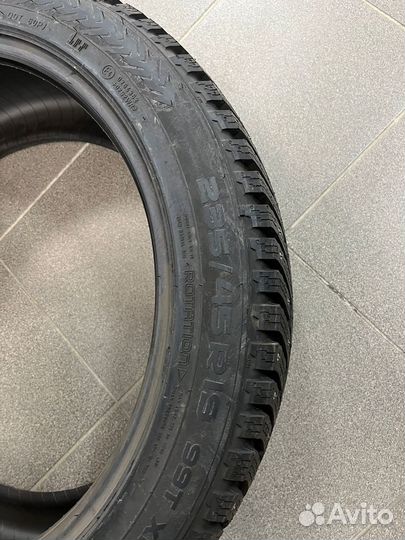 Nokian Tyres Hakkapeliitta 8 235/45 R19 99T