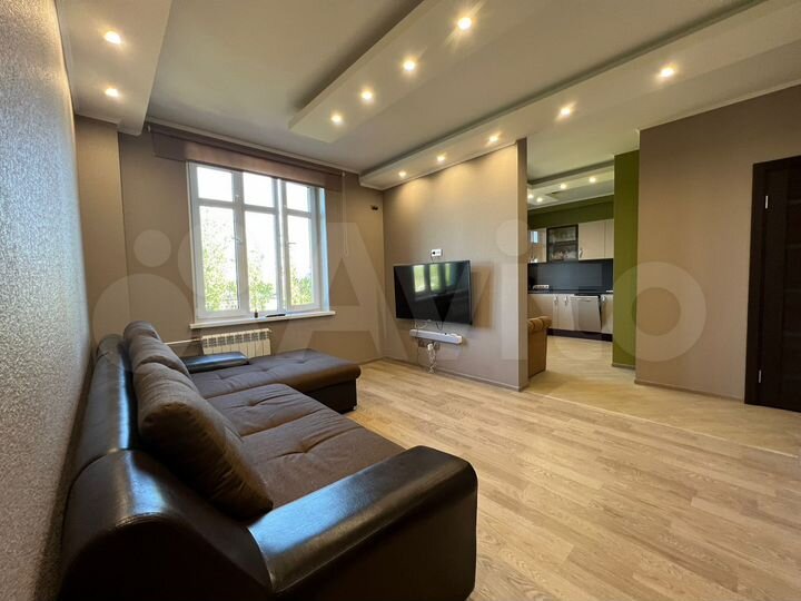 2-к. квартира, 60 м², 6/7 эт.