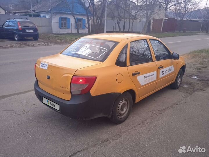 LADA Granta 1.6 МТ, 2013, 335 000 км
