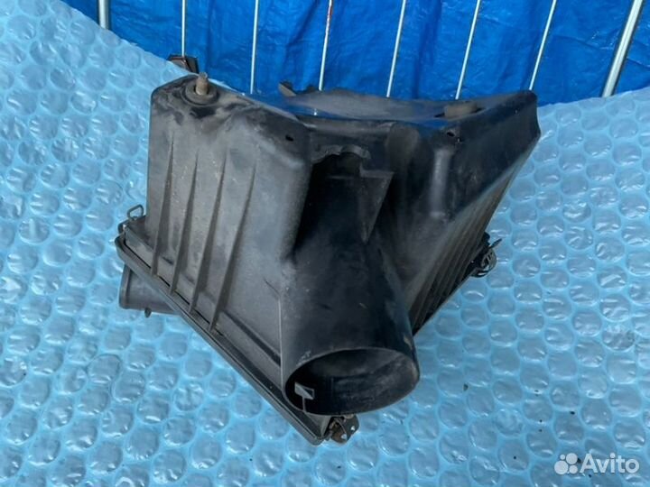 Корпус воздушного фильтра Jeep Grand Cherokee WJ