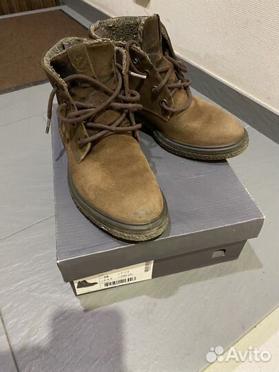 Ботинки Ecco 38