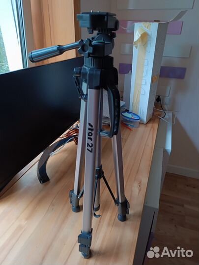 Штатив для фотоаппарата профессиональный