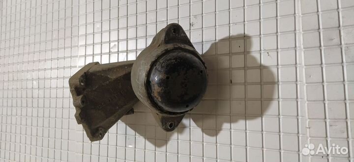 Подушка двигателя Mercedes W140