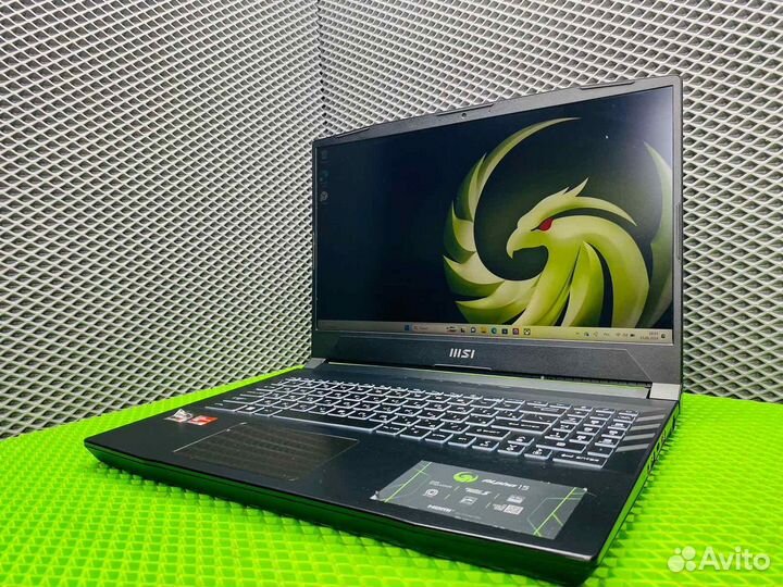 Ноутбук MSI Ryzen 5 5600/RX 6600M 8 гб