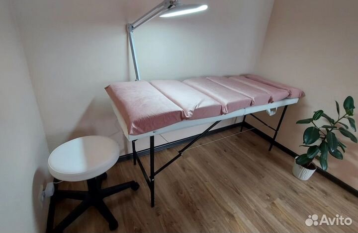 Кушетка для наращивания ресниц