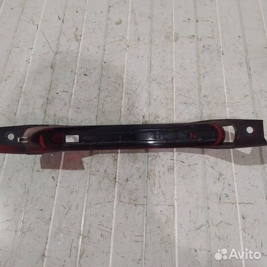 Стоп-сигнал дополнительный задний Ford Focus 1