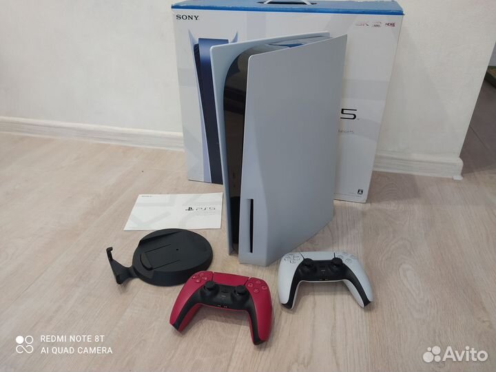 PS5 825Gb 2 джойстика+600 игр