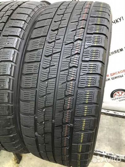 Goodyear UltraGrip Ice Navi Zea 215/55 R17