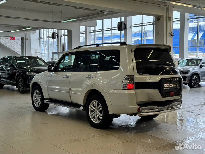 Mitsubishi Pajero 3.8 AT, 2019, 14 717 км