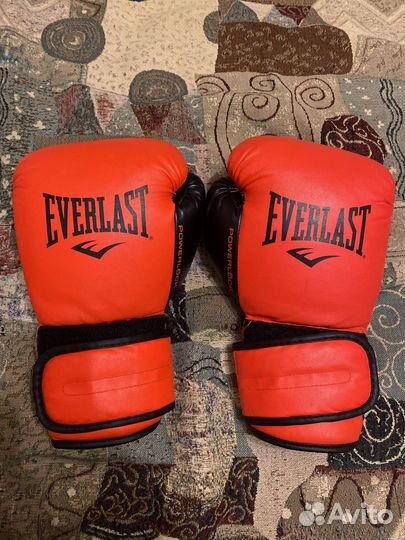 Боксерские перчатки 12 oz everlast Оригинал