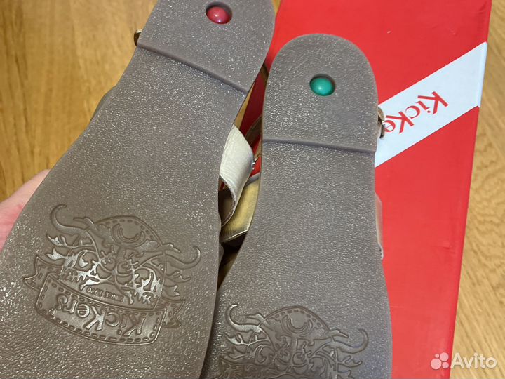 Босоножки новые 41-42