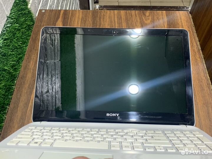 Sony sv15 svf15 svf1 52 svf152c29v в разбор