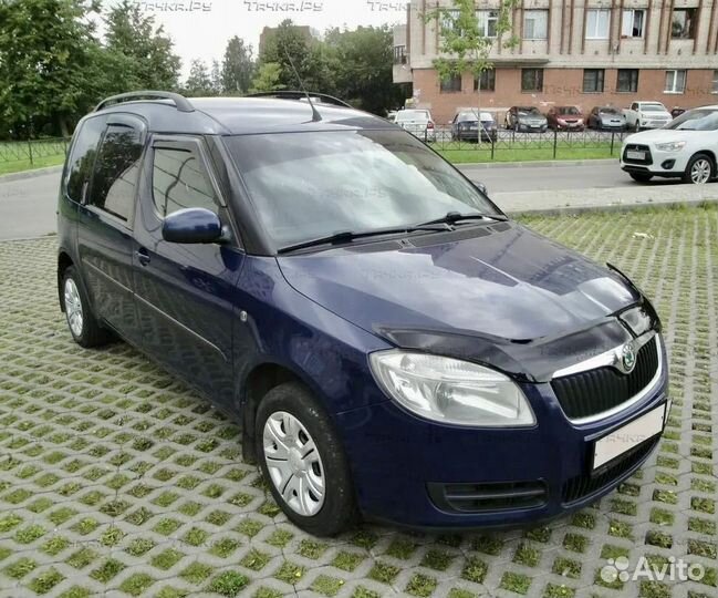 Дефлектор капота Skoda Roomster