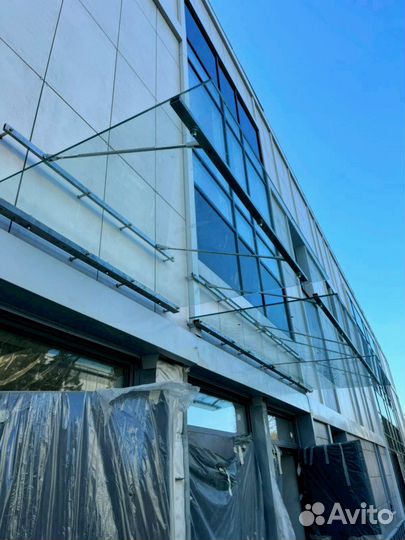 Козырек из стекла