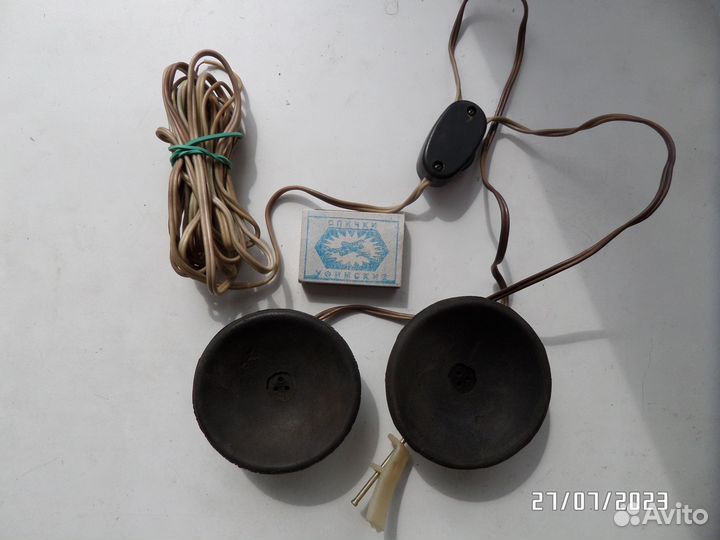 Наушники старые, пятидесятых годов