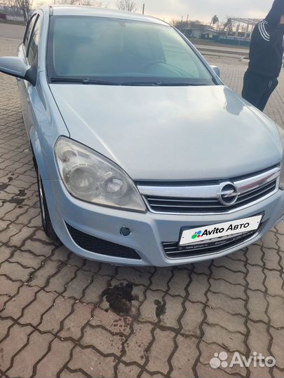 Opel Astra 1.6 МТ, 2008, 335 000 км