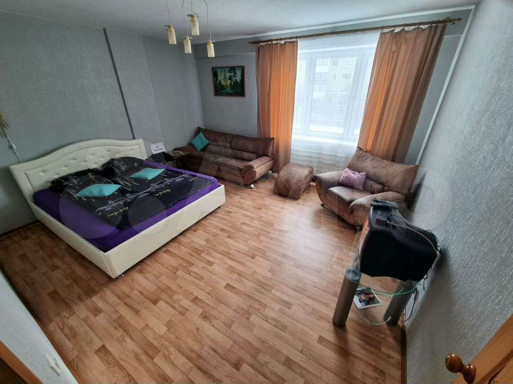 1-к. квартира, 47 м², 3/10 эт.