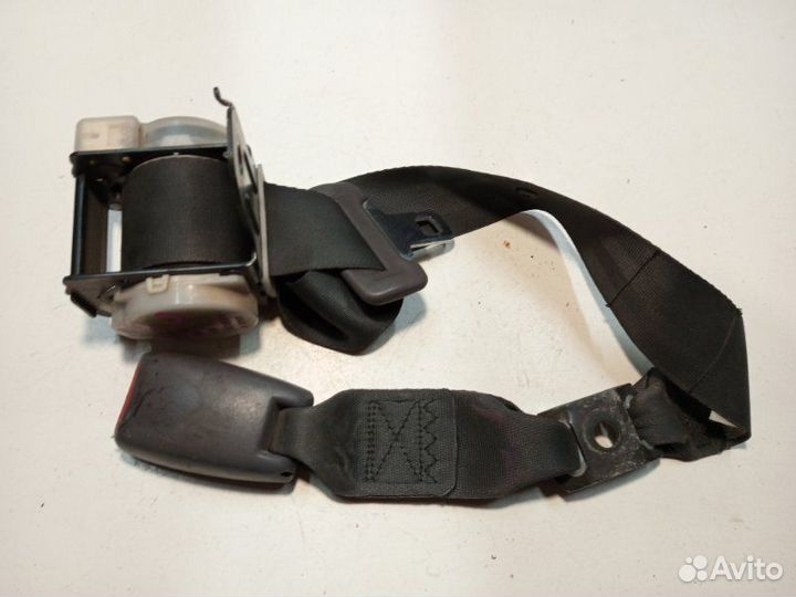 Ремень безопасности задний Toyota Prius NHW10 1NZ