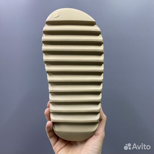 Шлепанцы мужские Yeezy Slide 