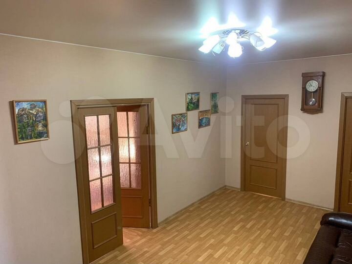3-к. квартира, 118 м², 6/6 эт.