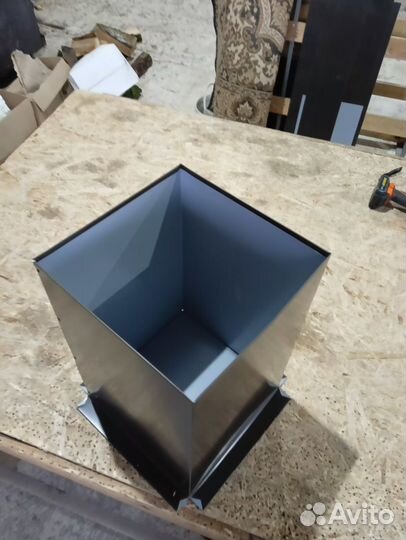 Урна металлическая