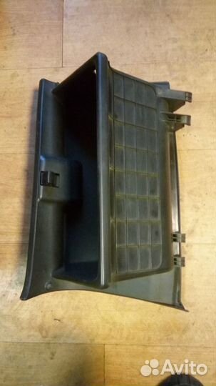 Бардачок на Hyundai solaris 1 до рест