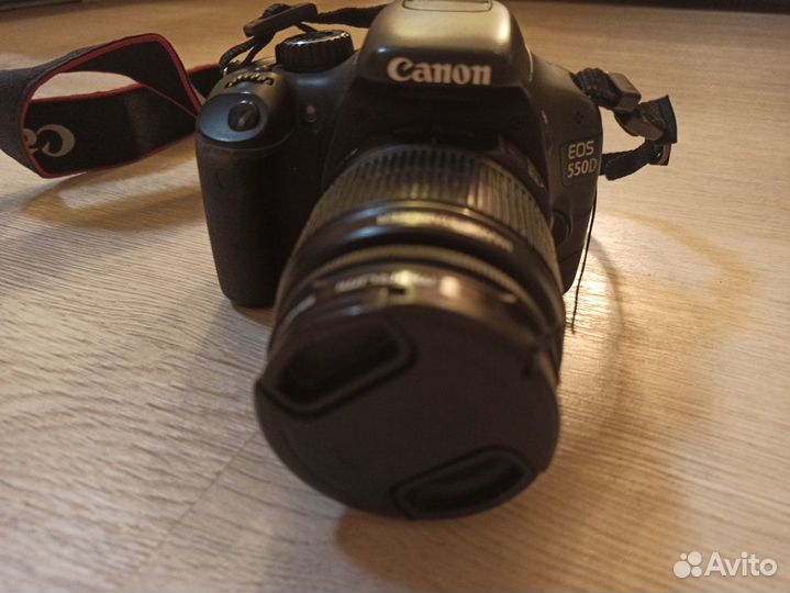 Фотоаппарат canon 550D
