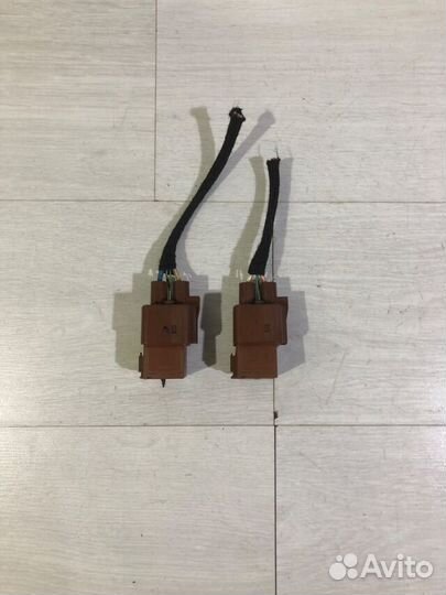 Реле управления вентилятором citroen C4 B7 1.6 мт