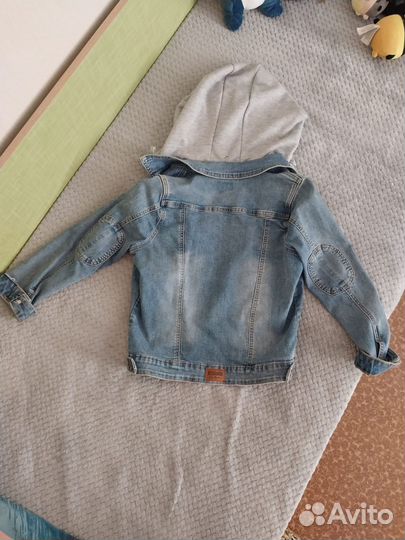 Джинсовая куртка