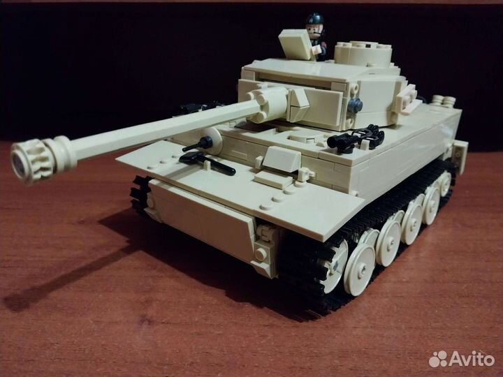 Лего танк Тигр-1