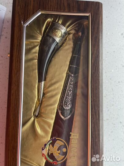 Сувенирный подарочный набор ножей