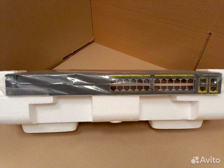 Коммутатор Cisco WS-C2960+24TC-S