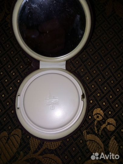 Пудреница СССР