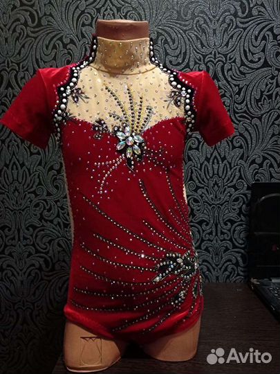 Костюм для художественной гимнастики