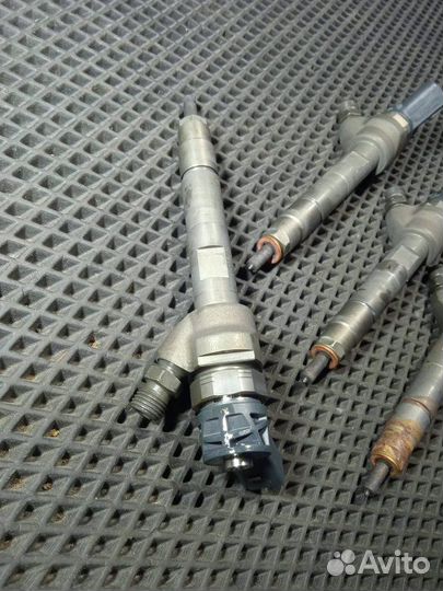 Форсунка топливная Bmw 5-Series F10 N47D20