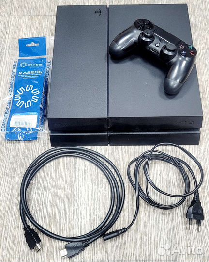 Игровая приставка Sony PS4
