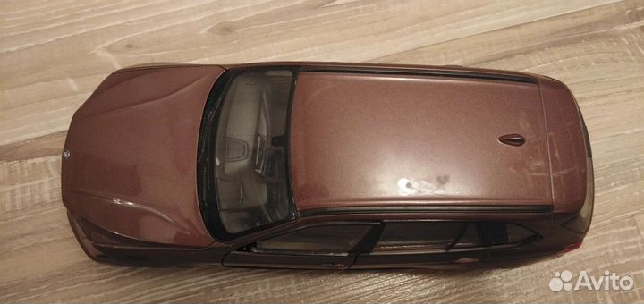 Модель 1:24 1/24 донор