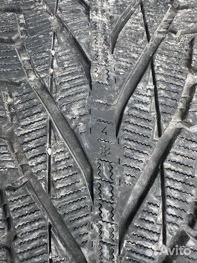 Nokian Tyres Hakkapeliitta R2 SUV 275/45 R20 110R