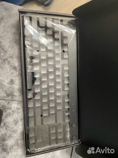 Механическая клавиатура logitech