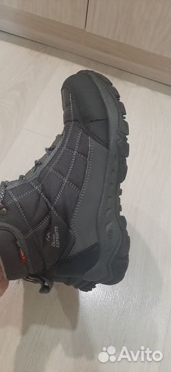Продам зимние ботинки 33