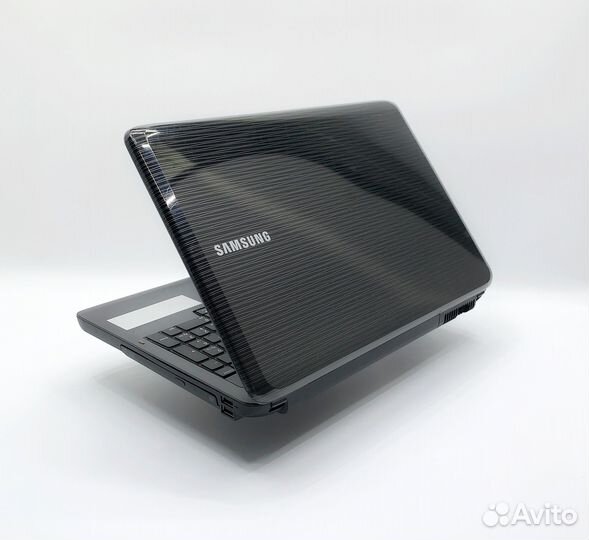 Ноутбук Samsung