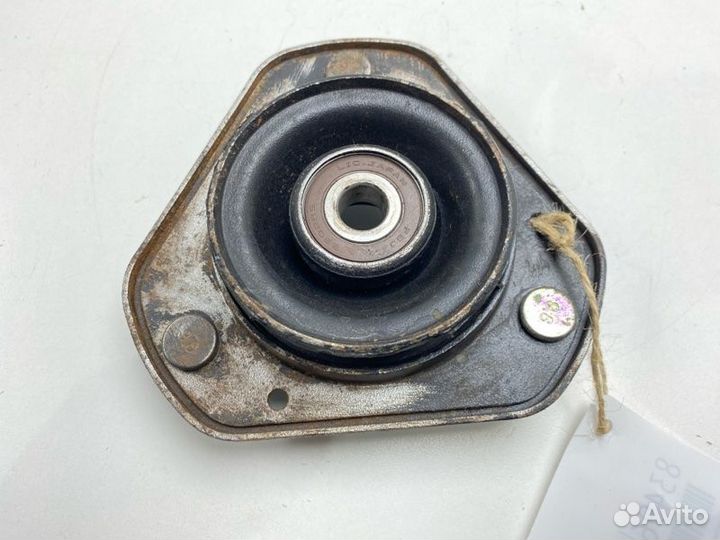 Опора амортизатора передняя правая Toyota Estima
