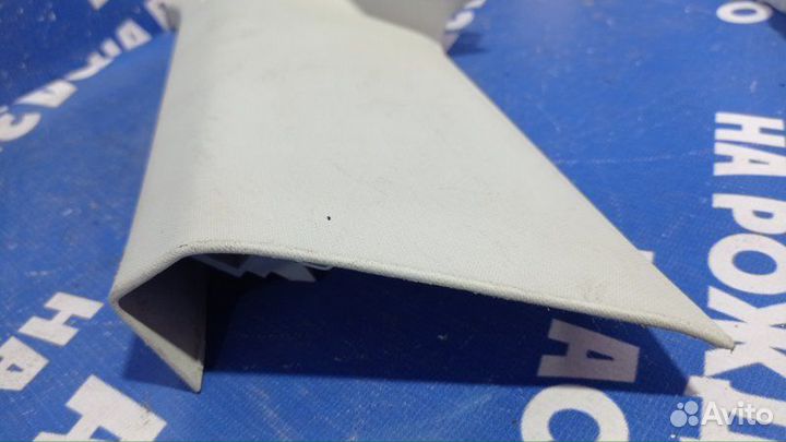 Обшивка задней стойки Ford Focus 3 седан pnda 2012