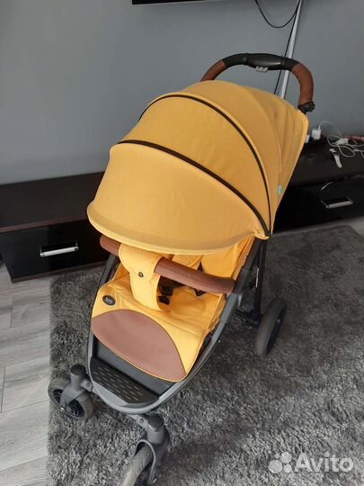 Прогулочная коляска бу