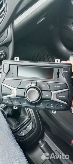 Штатная магнитола LADA vesta